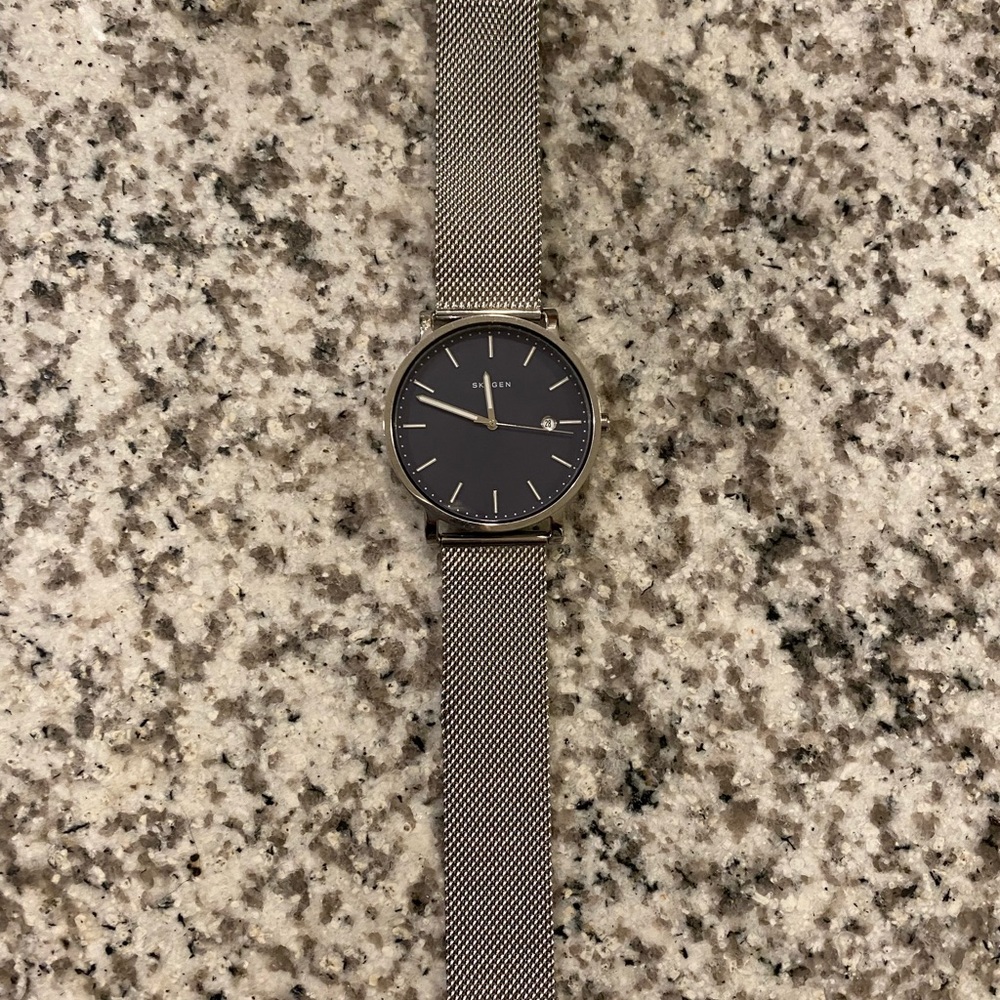 Skagen stainless steel men’s watch, unworn